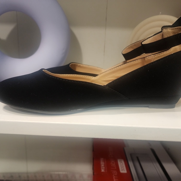 New dream pairs shoes - Picture 4 of 4